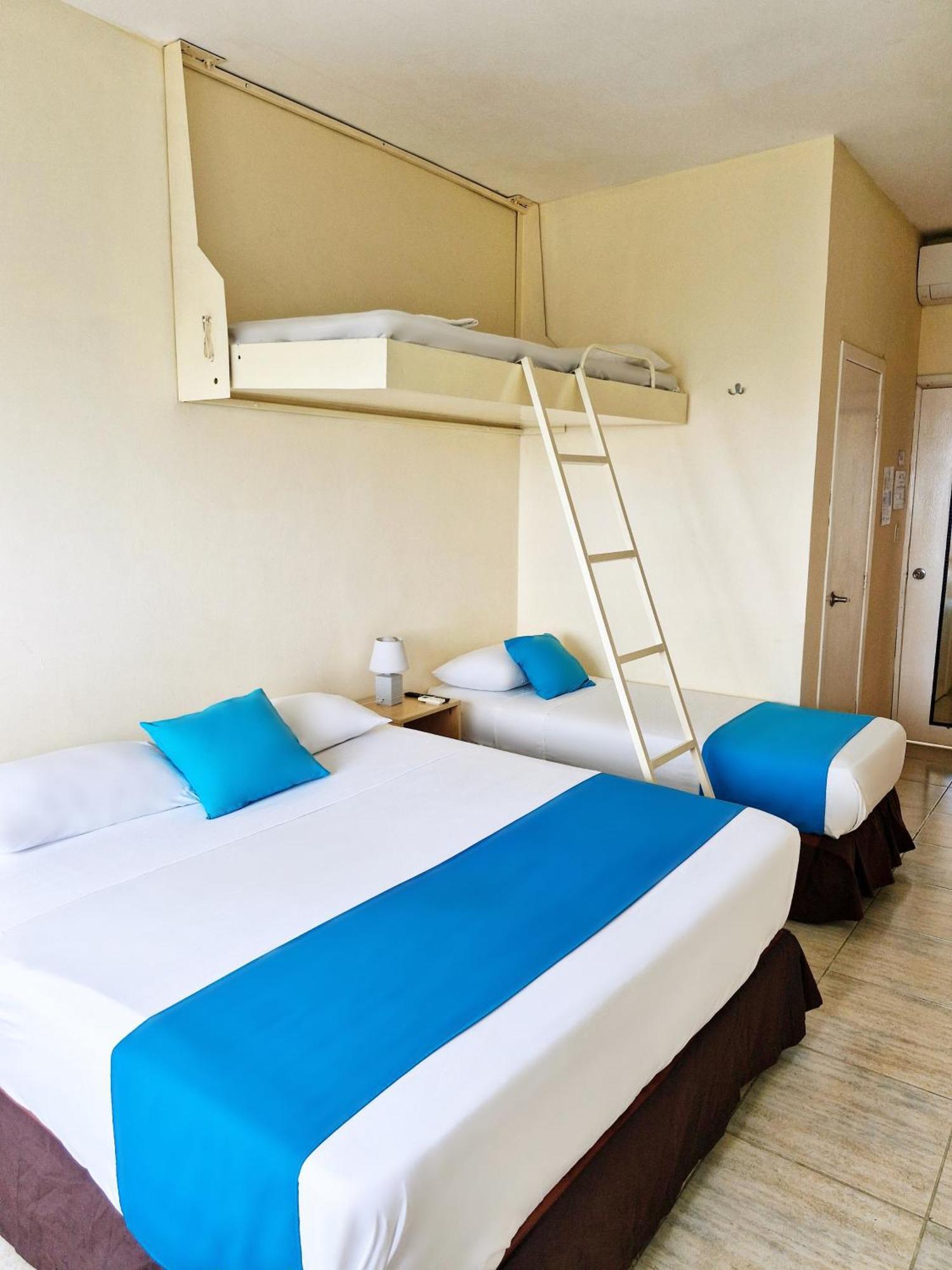 Hotel Crucero Кохимиес Экстерьер фото
